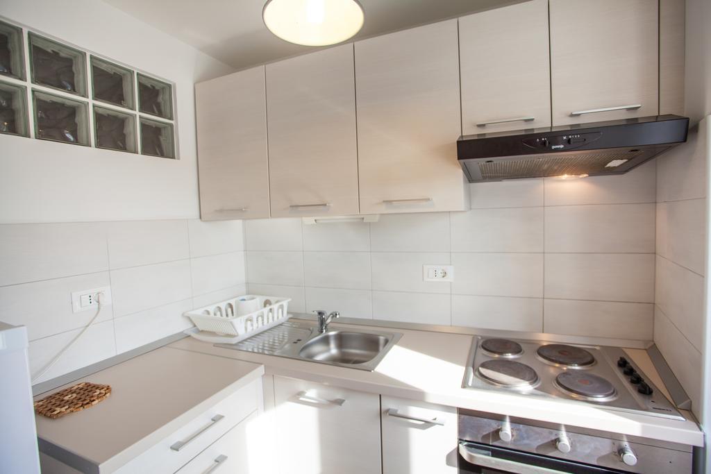 Apartment Pogled Na Luku Крес Екстериор снимка